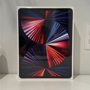 NIB Apple iPad Pro 12.9-inch (5th Gen) 128GB